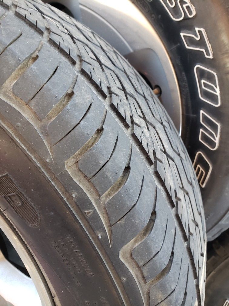 ONLY 1-TOYOTA TACOMA 4RUNNER 17"INCH WHEEL WITH TIRE