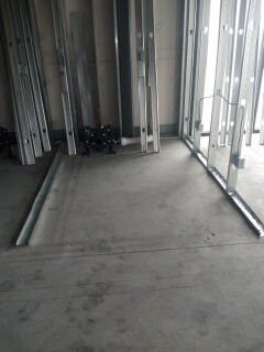 Need Sheetrocker With Experience abd A Helper With Experience