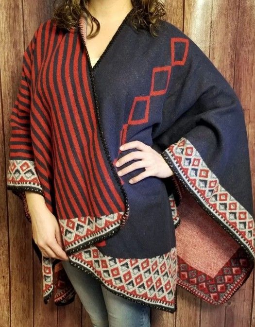 Women's Belle De Jour One Size Knit Poncho