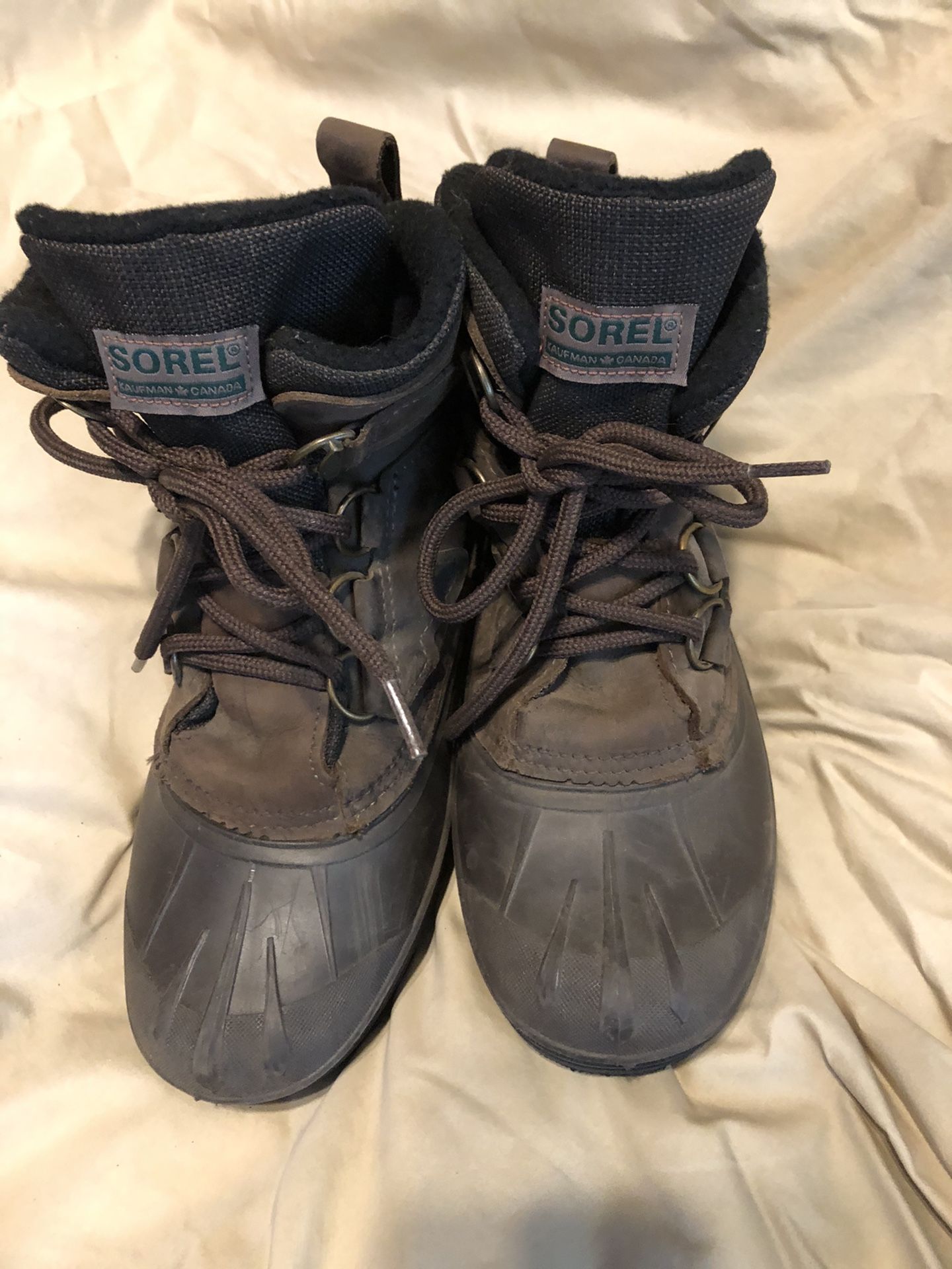 Sorel Genuine Canada Made Boots 🥾 (shoes) Super Comfortable Men’s Size 9 Women’s Size 10