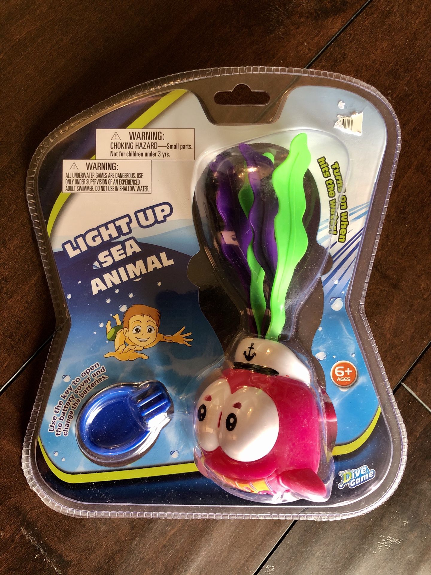 Light Up Sea Animal 6”—Lights up when hits water