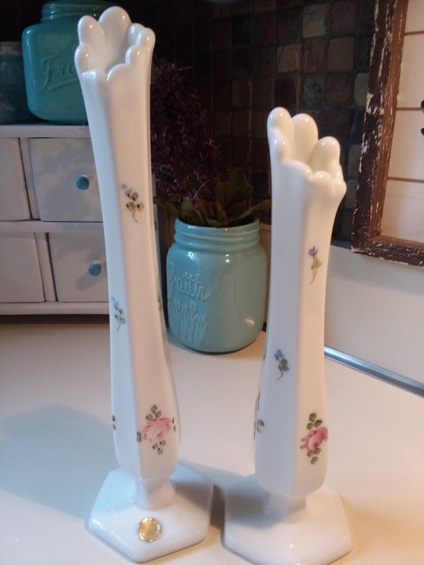 Milk Glass, Pair Of Painted Bud Vases