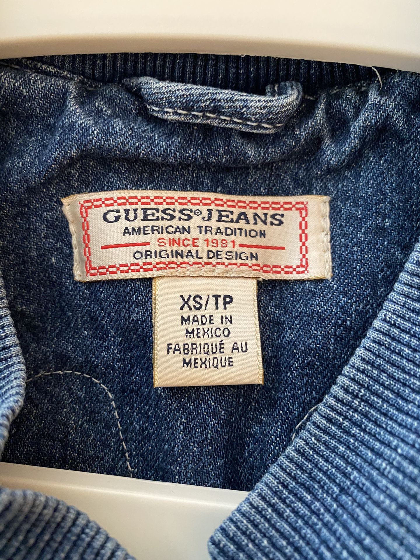 GUESS ORIGINALS PATCH DENIM BOMBER JACKET