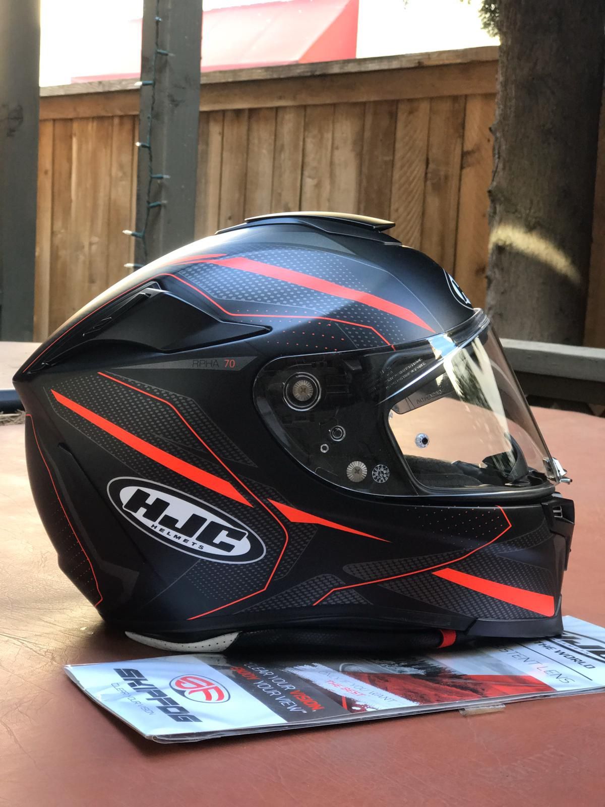 HJC F70 Helmet MEDIUM