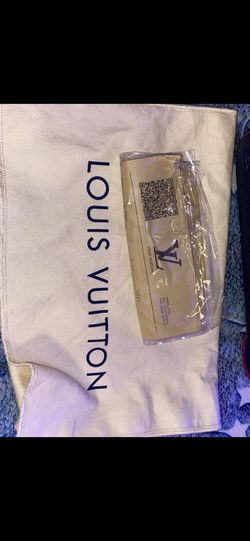 Louis Vuitton Purse Thumbnail
