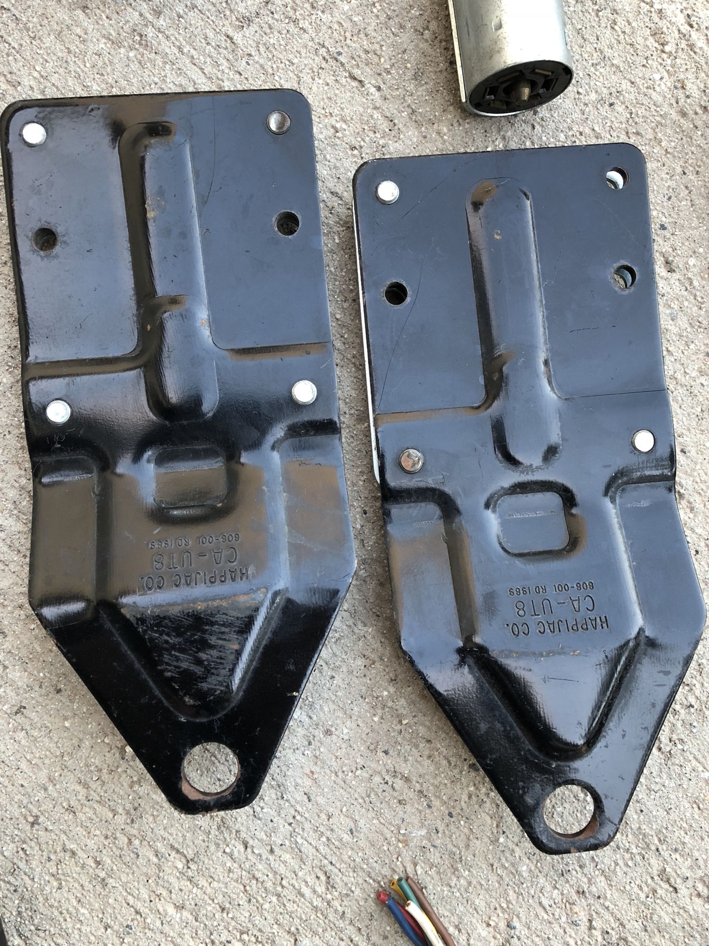 Happijac guide plate camper anchor parts w/metal tool box for Sale in