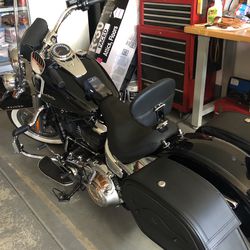 2019 Harley Davidson Softail Deluxe Thumbnail
