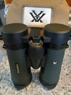 Vortex Diamondback 10x42 Binoculars Thumbnail