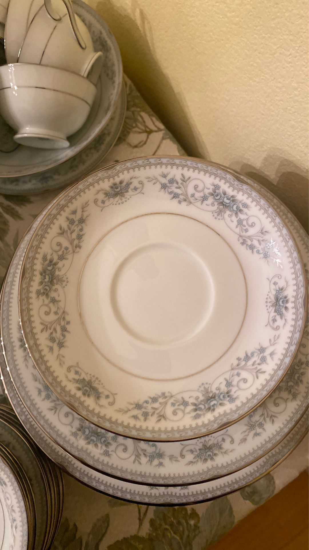 Noritake China Set OBO