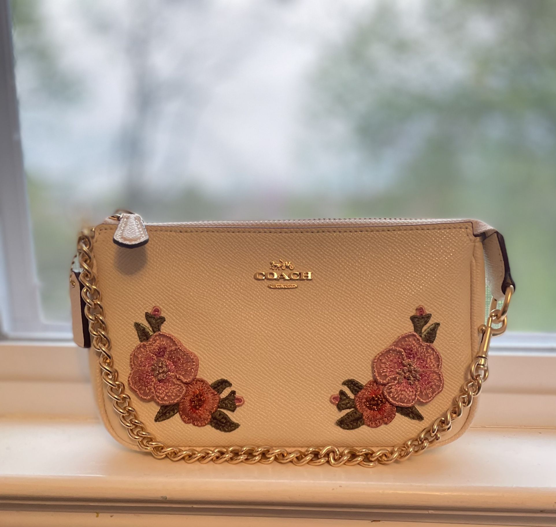 COACH Leather Purse With Flower Embroidery