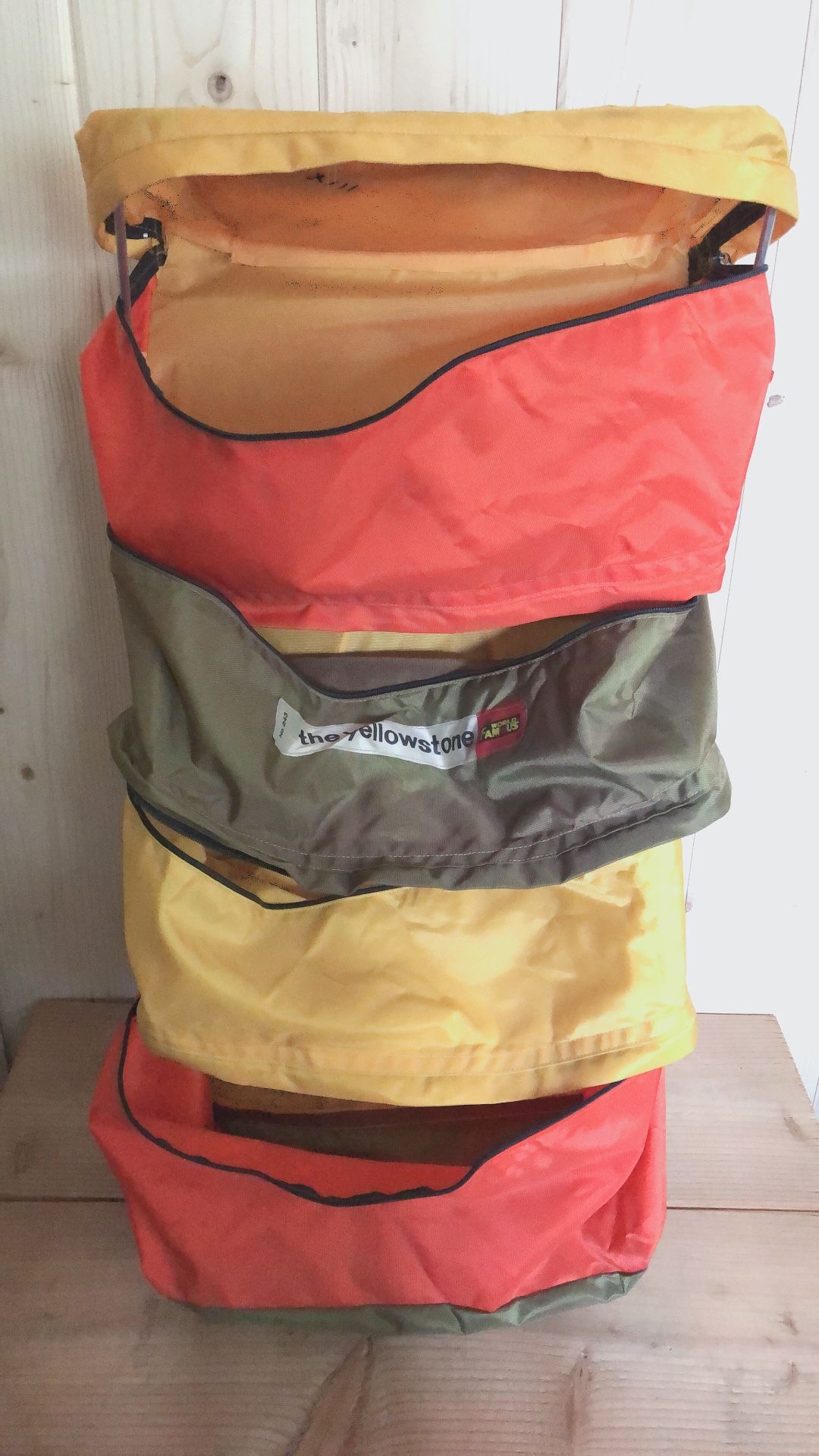 WORLD FAMOUS THE YELLOWSTONE Vintage Daypack Backpack