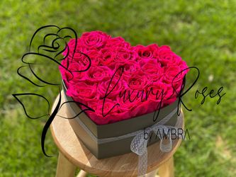 hot pink Eternal Roses Heart Shape Box Roses Lasting Preserved Flowers Bday Anniversary Gift Present immortal Roses long lasting Gift  Thumbnail
