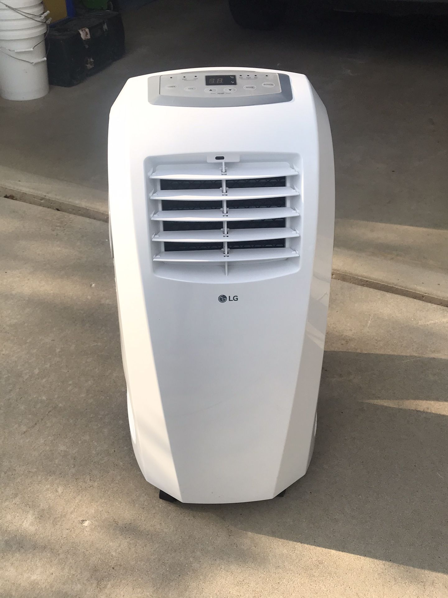 LG Air Conditioner