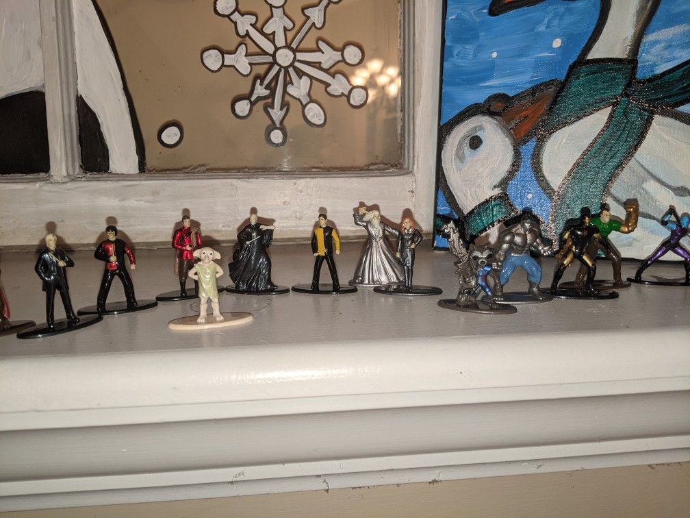 Harry Potter / marvel figures