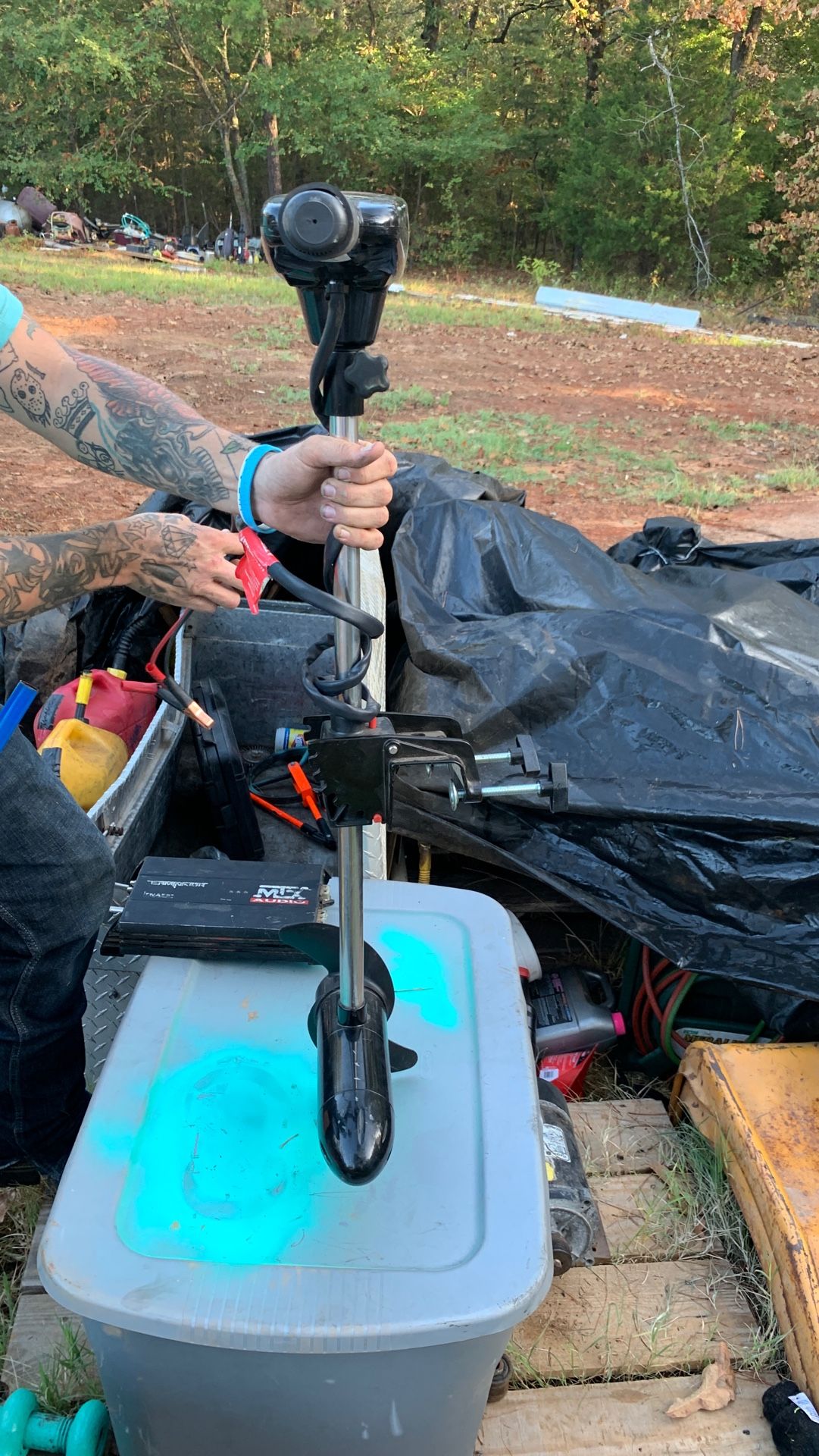 Motor guide