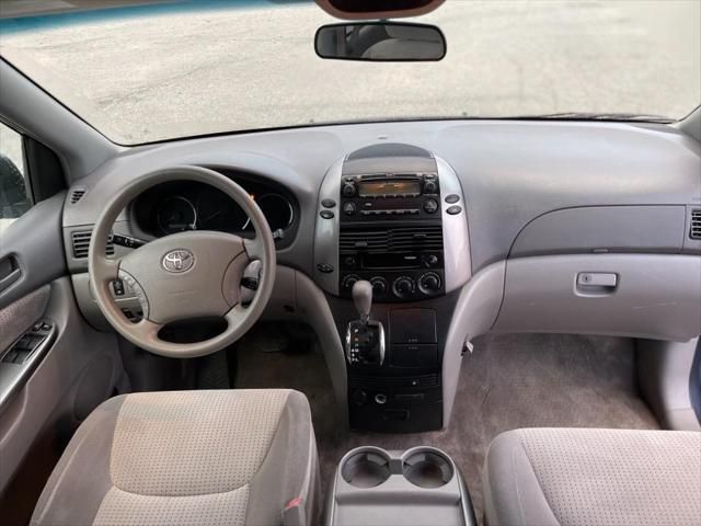 2008 Toyota Sienna