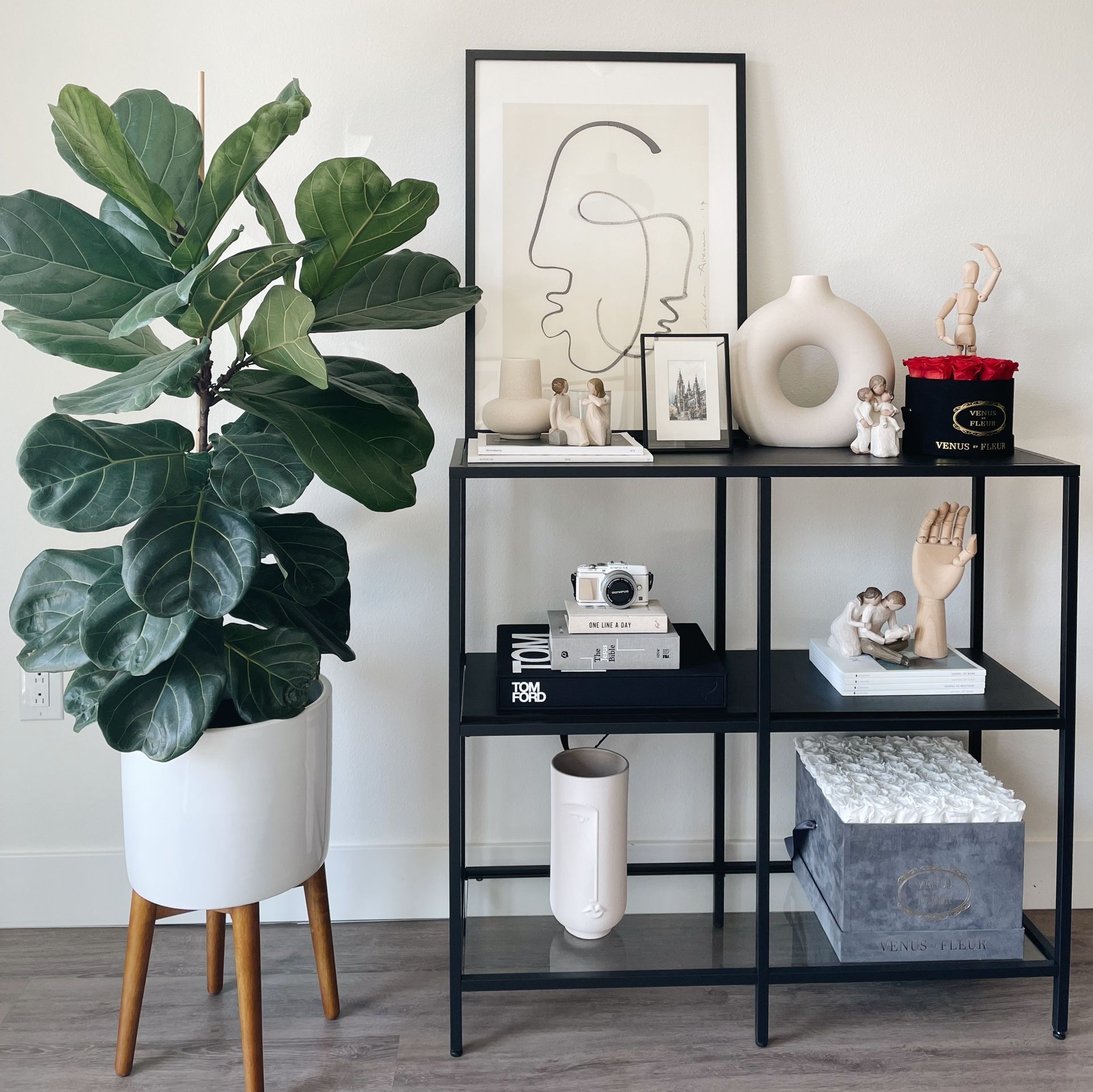 Black Shelf Unit