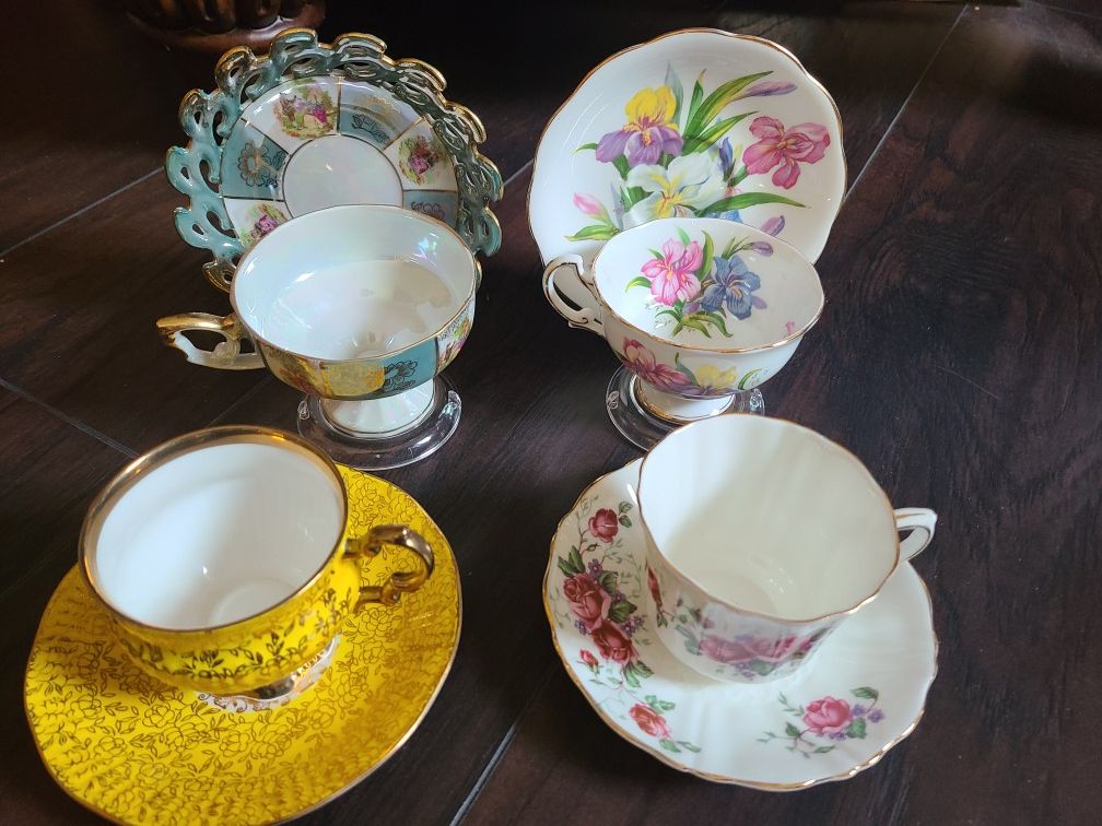 Tea cups