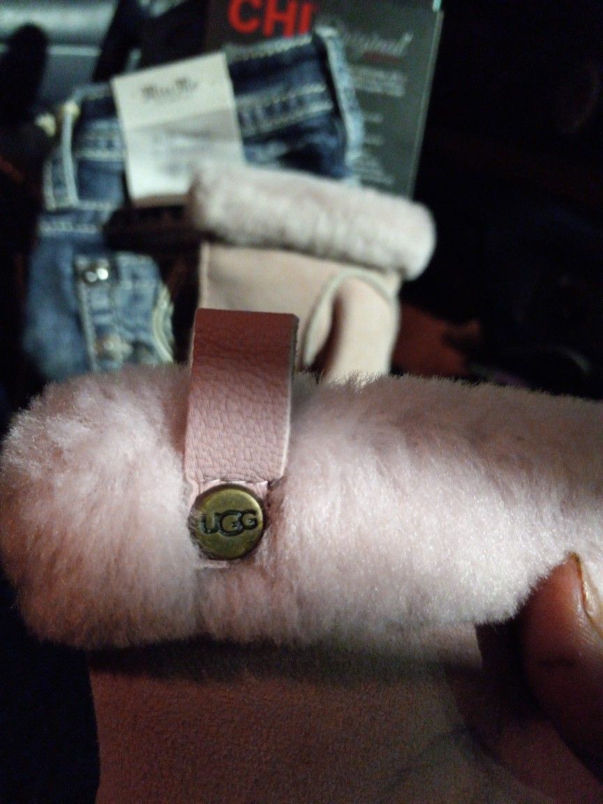 Ugg Gloves How Do I Spell Ugh