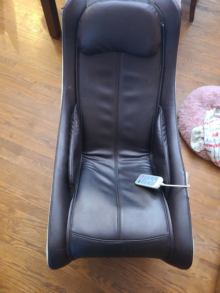 CirC Massage Chair Synca