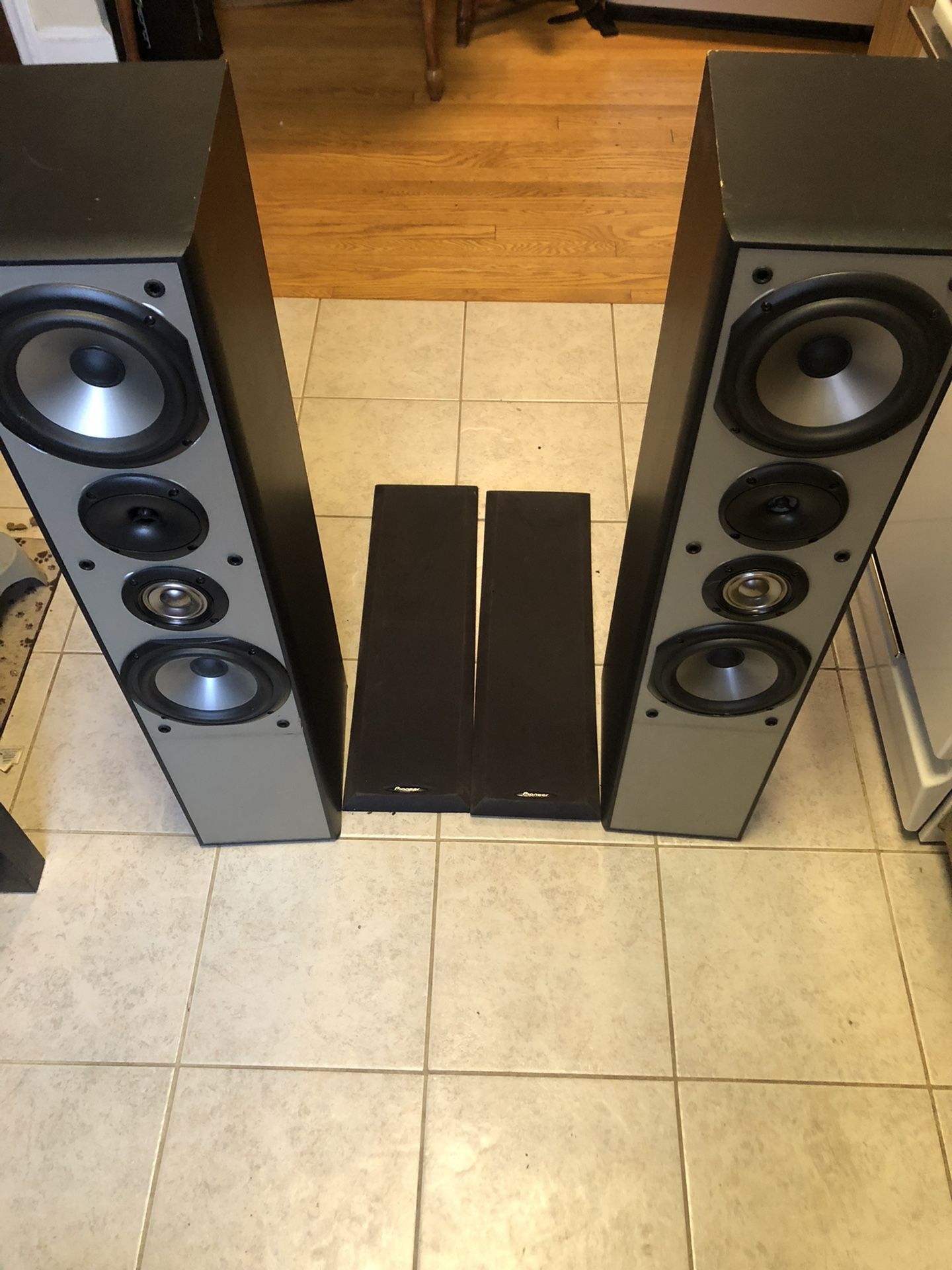 Pioneer Tower Speakers for Sale in Clifton, NJ OfferUp