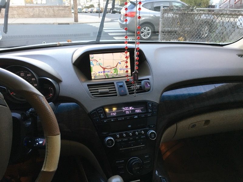Acura MDX tech