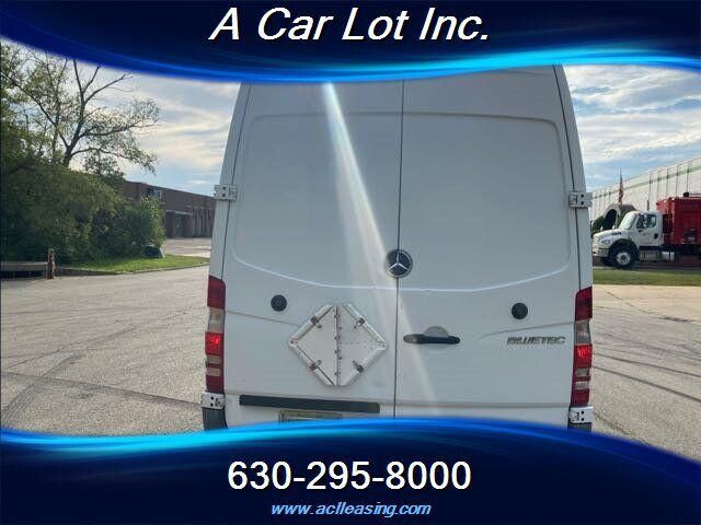 2011 Mercedes-Benz Sprinter Cargo Vans