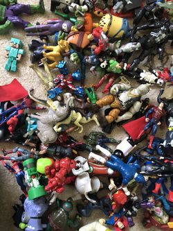 Bunch Of Action Figures/Includes Everything In Picture Thumbnail