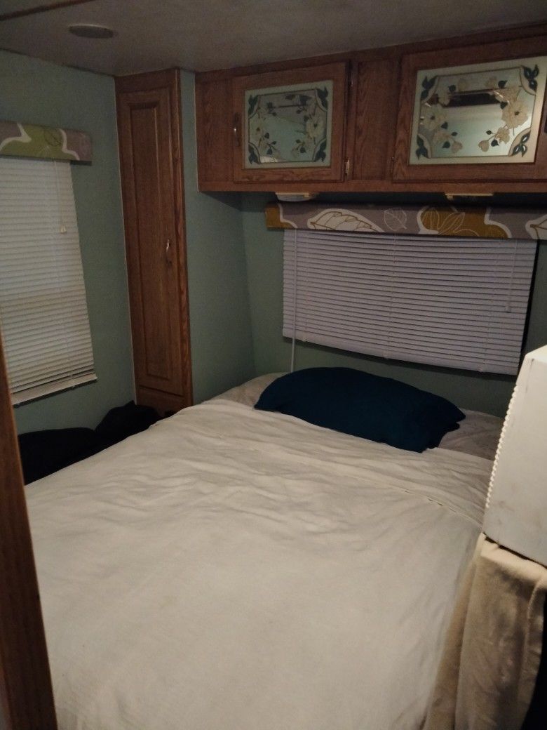 Camper