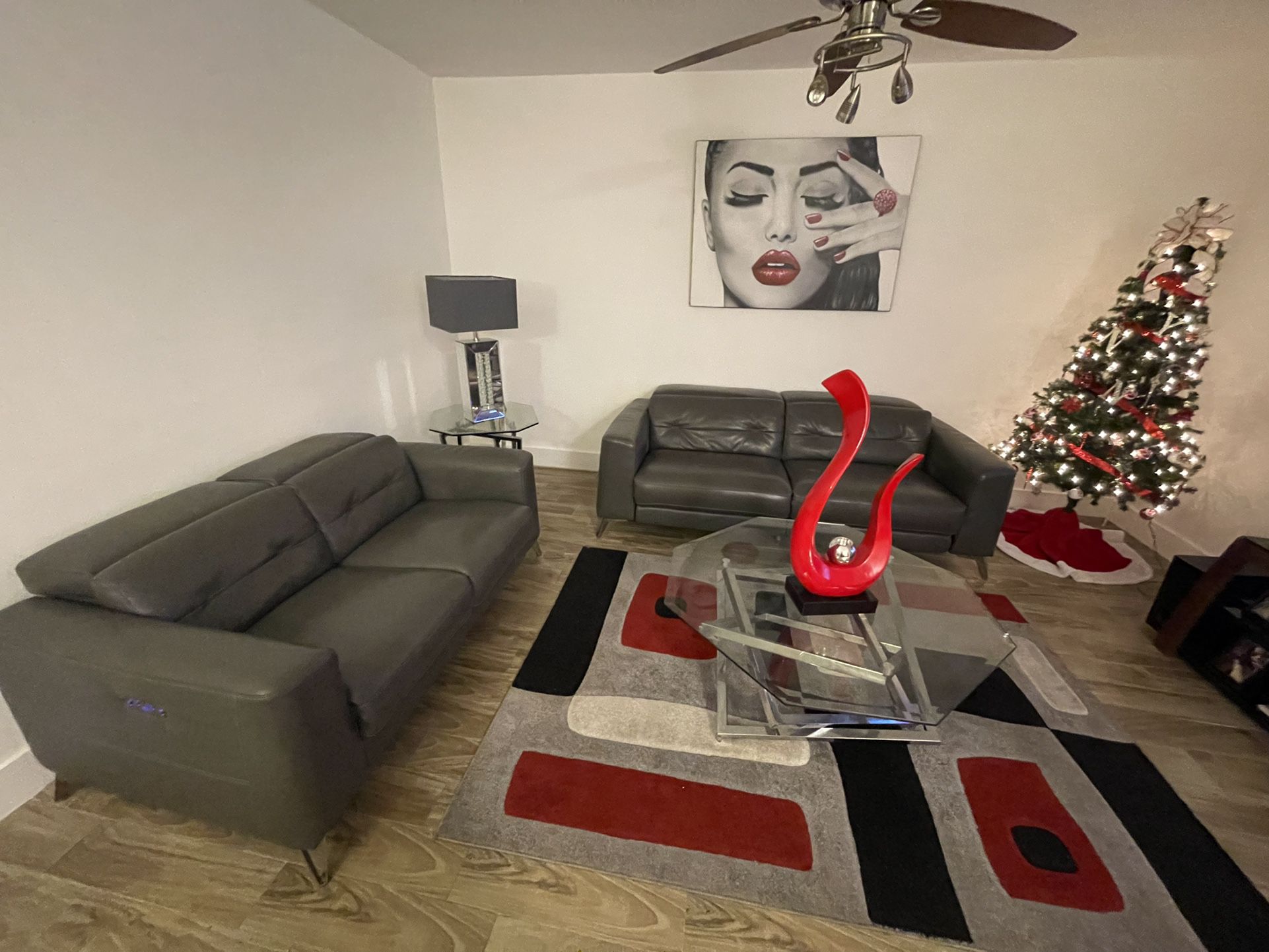 8 Piece Modern/Luxury Living Room Set 
