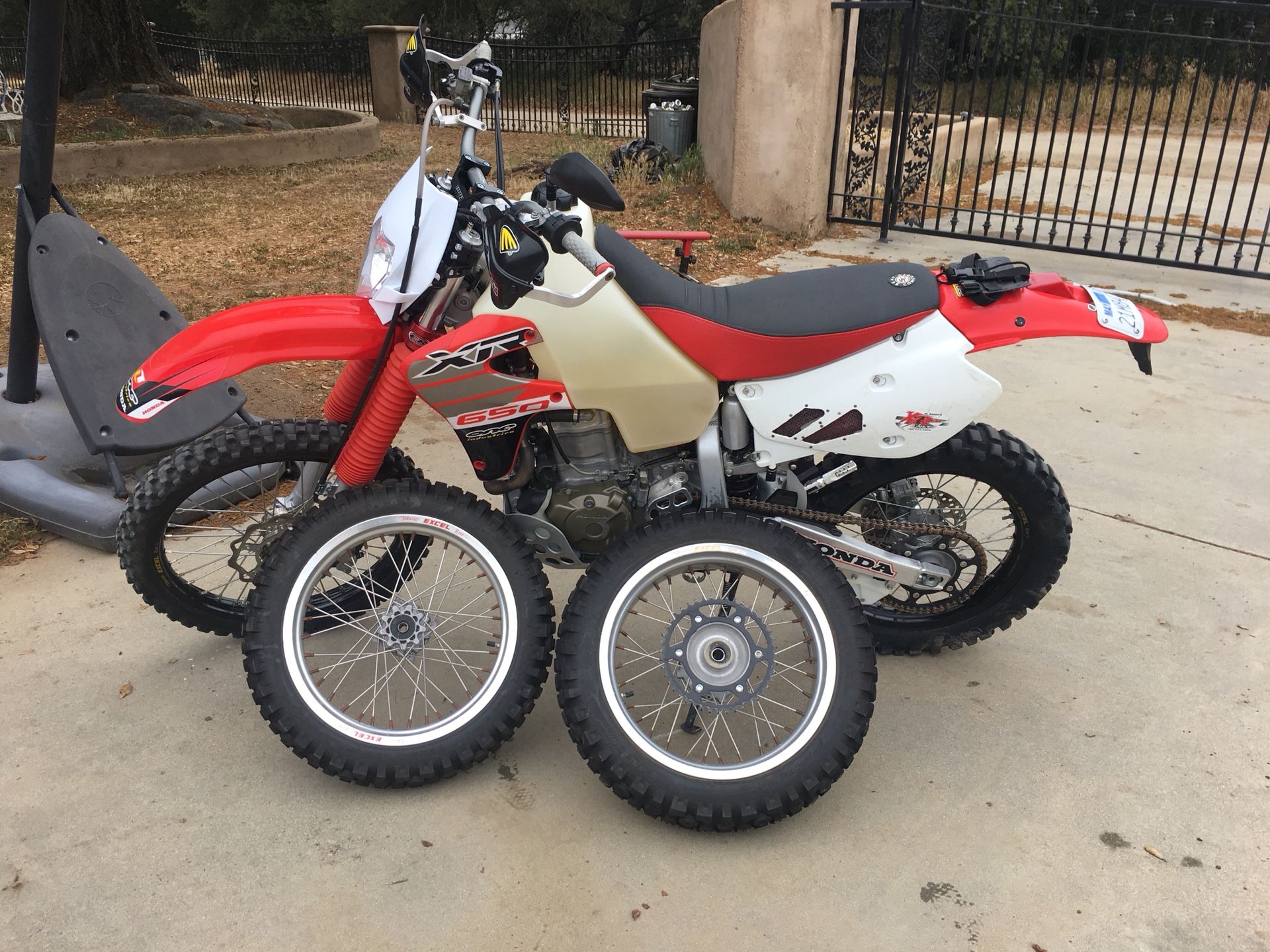 Street legal 01 honda Xr650r supermoto ((Electric Start)) for Sale in