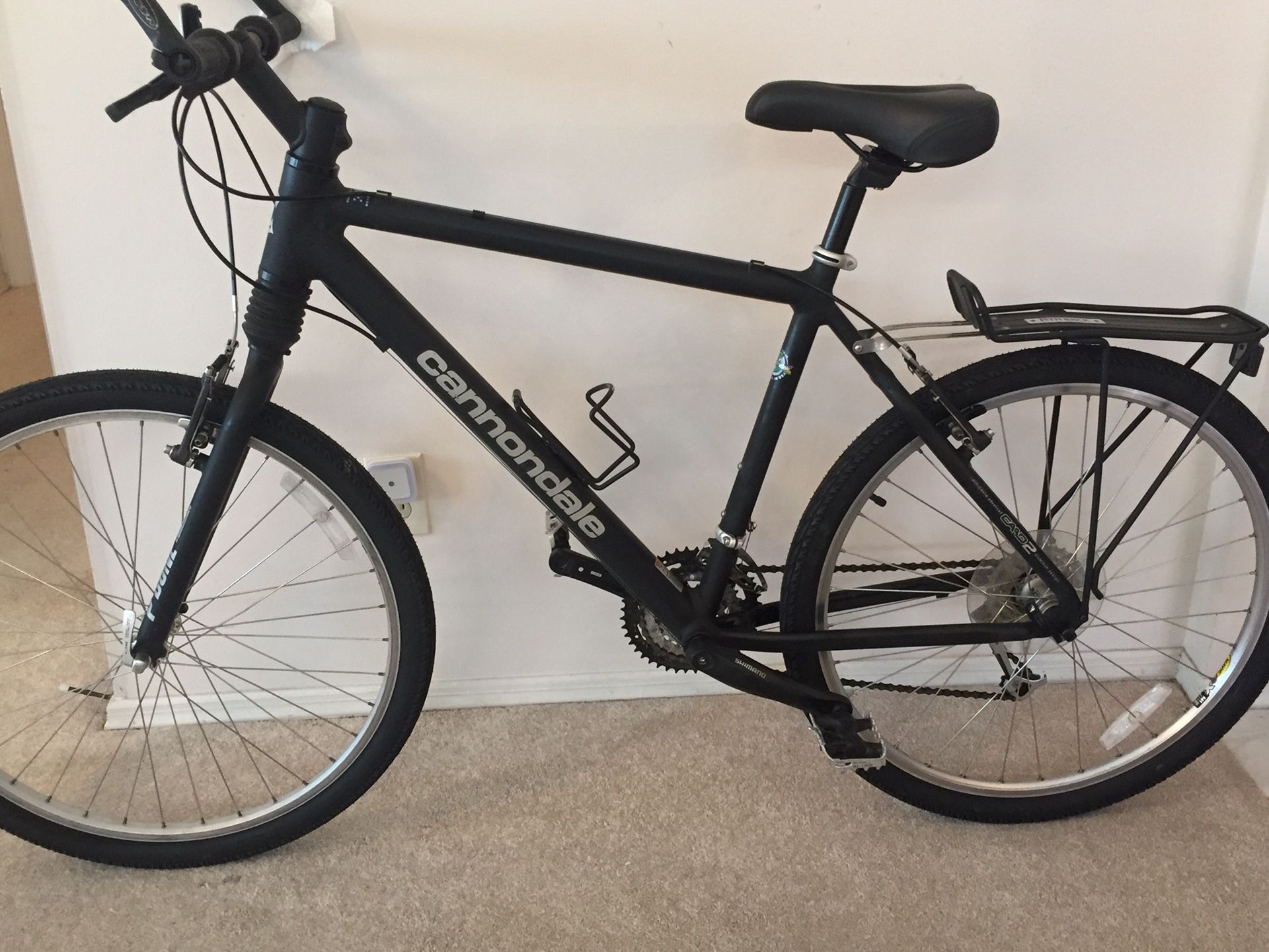 Cannondale enforcement bike perfect leisure commuter trail bike ready