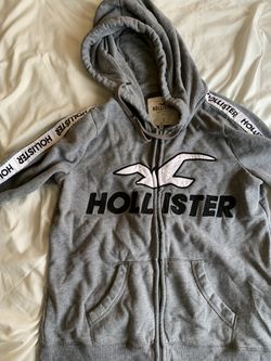 Hollister Hoodie Thumbnail