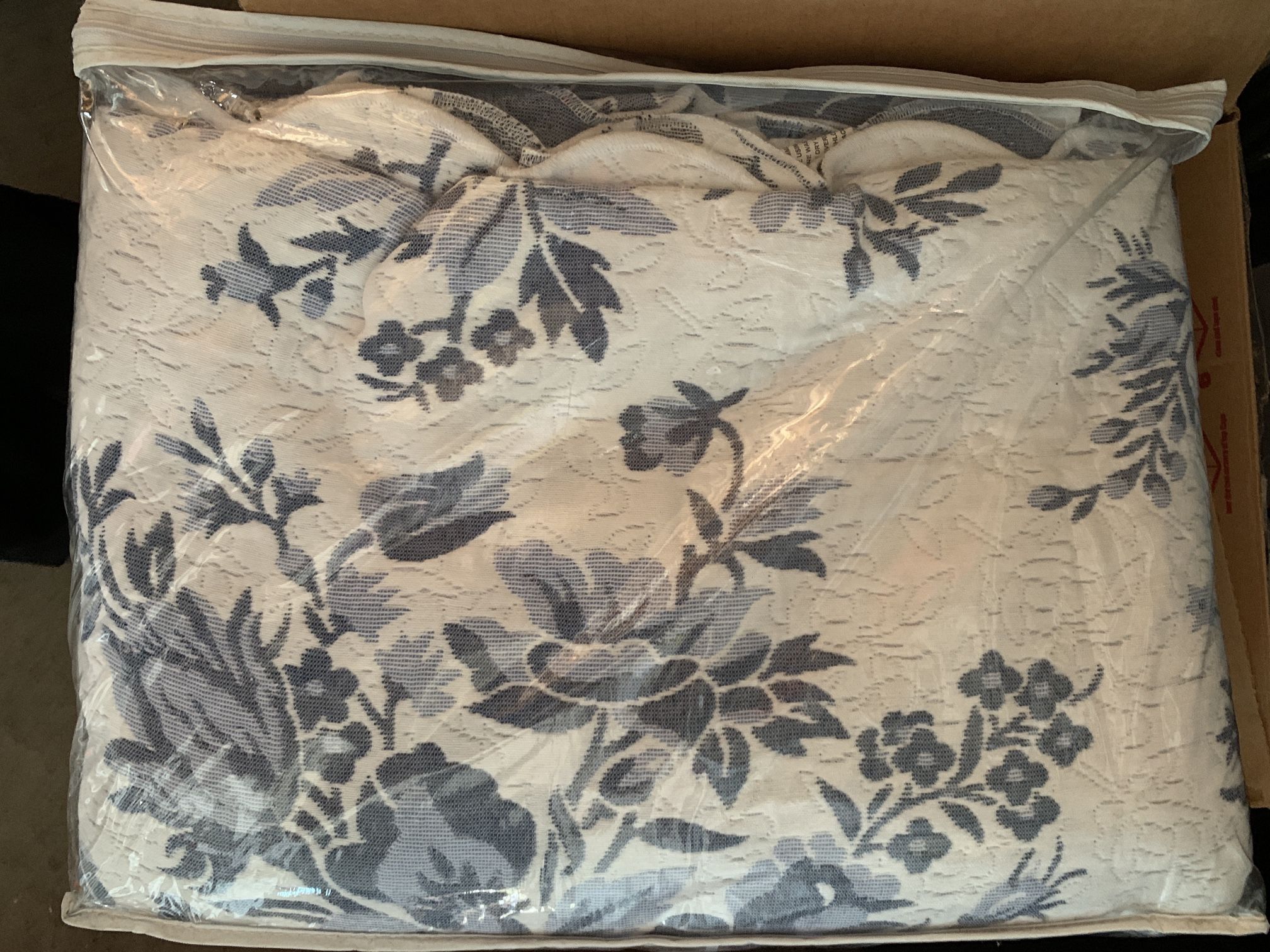 Flower Pattern Blanket 108” X 96” - New