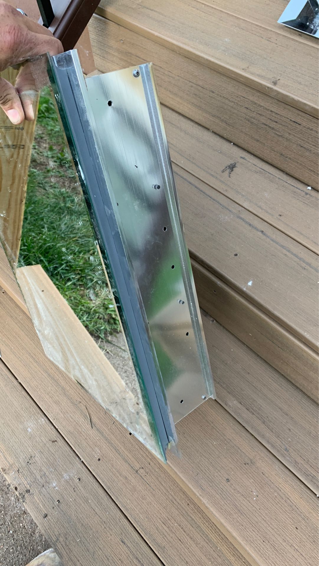 In wall medicine cabinet with matching light fixture