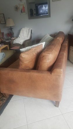 Genuine Leather Sofa *OBO* NEED GONE SUNDAY Thumbnail
