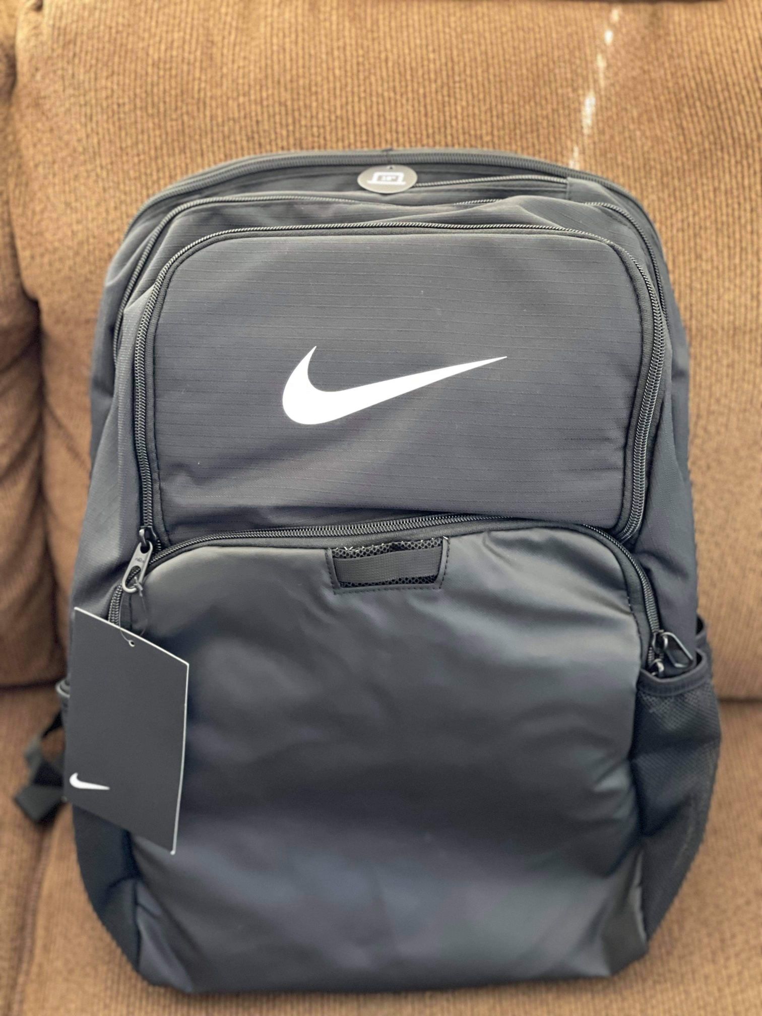 BRAND NEW. PRICE FIRM NO HOLD NO DELIVERY