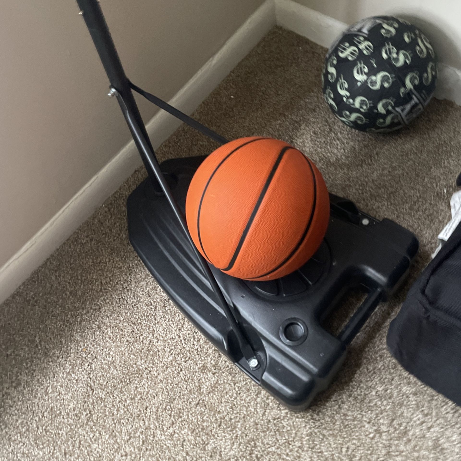 Basketball Ball Hoop