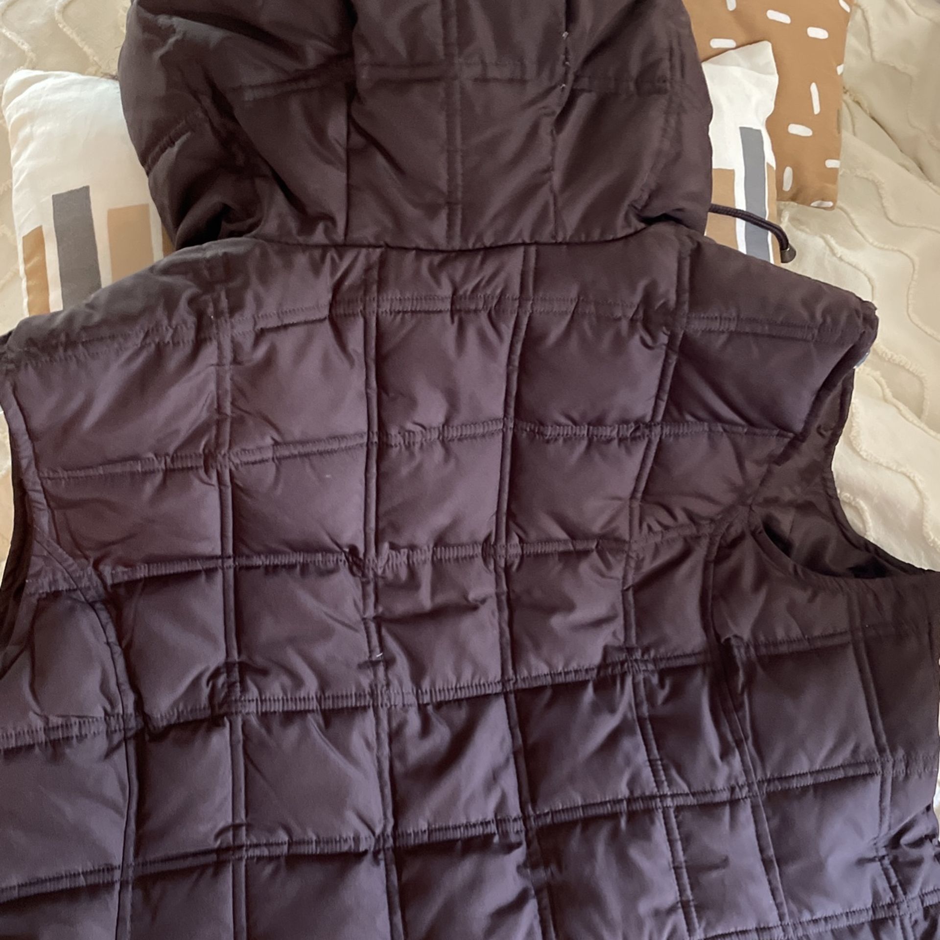 Gap Quilted Down Vest W/ Hood