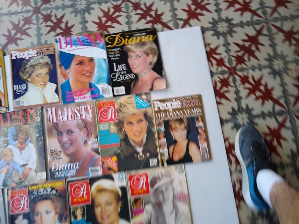 Lot Of 12 Princess Diana Magazines 1988 To 1997