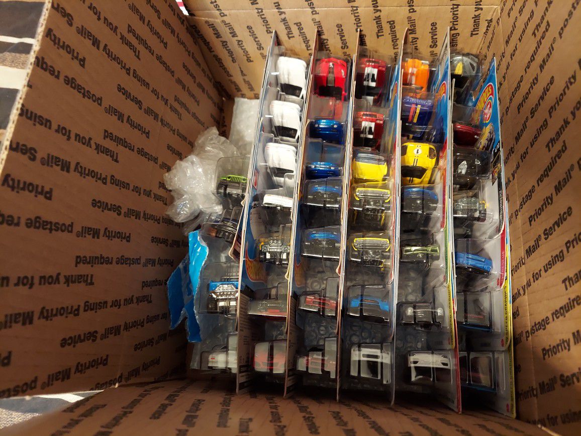 HotWheels Collection Assortment,  Complete Sets And Singles.  