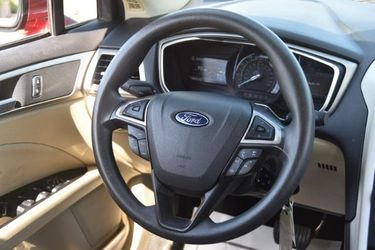 2016 Ford Fusion Thumbnail