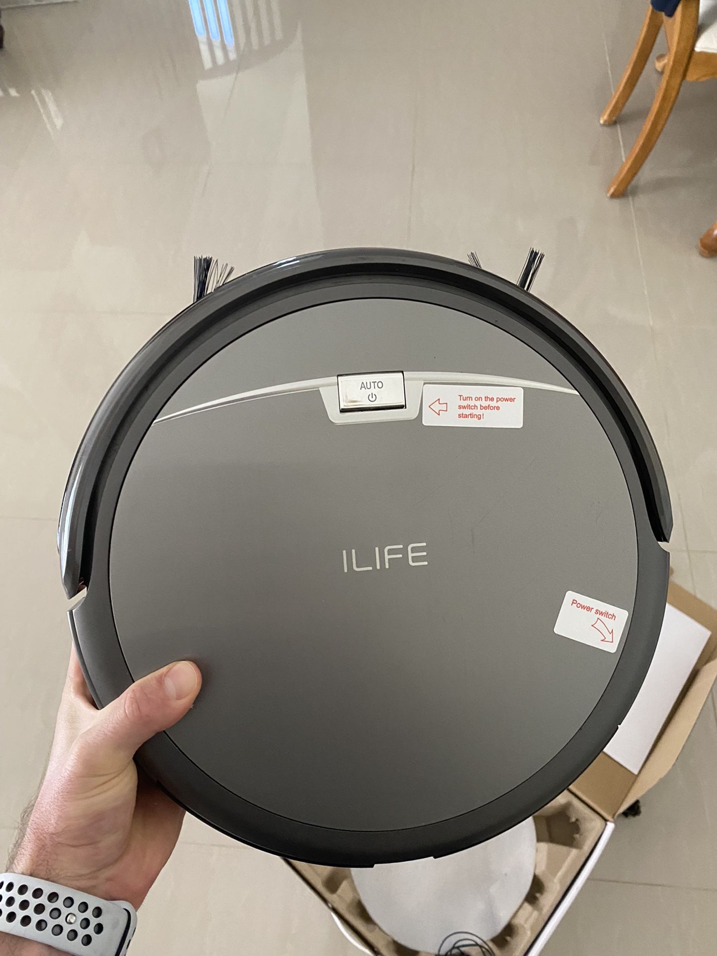Robot Vacuum Cleaner ( Roomba )