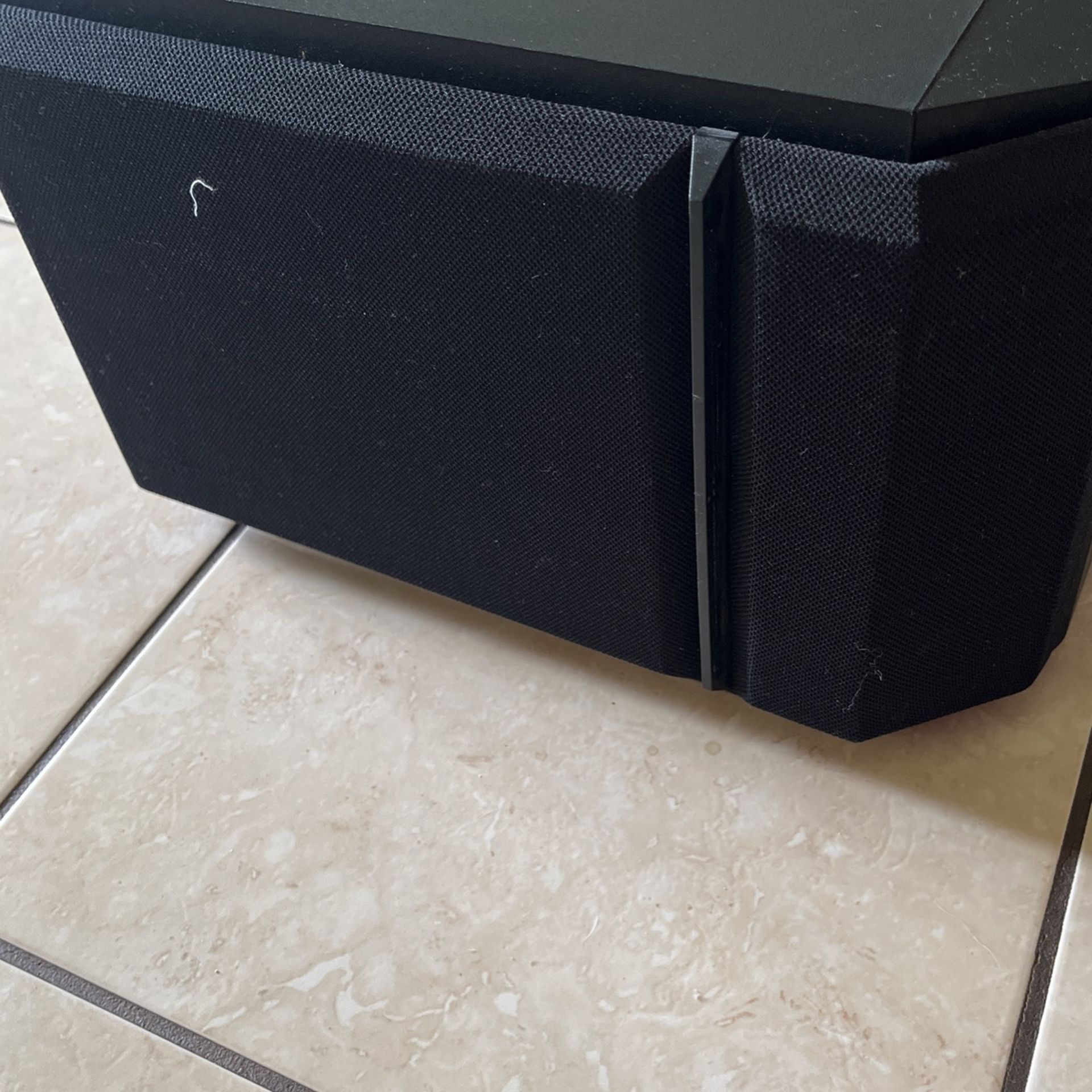 Bose 201 Bookshelf Speakers