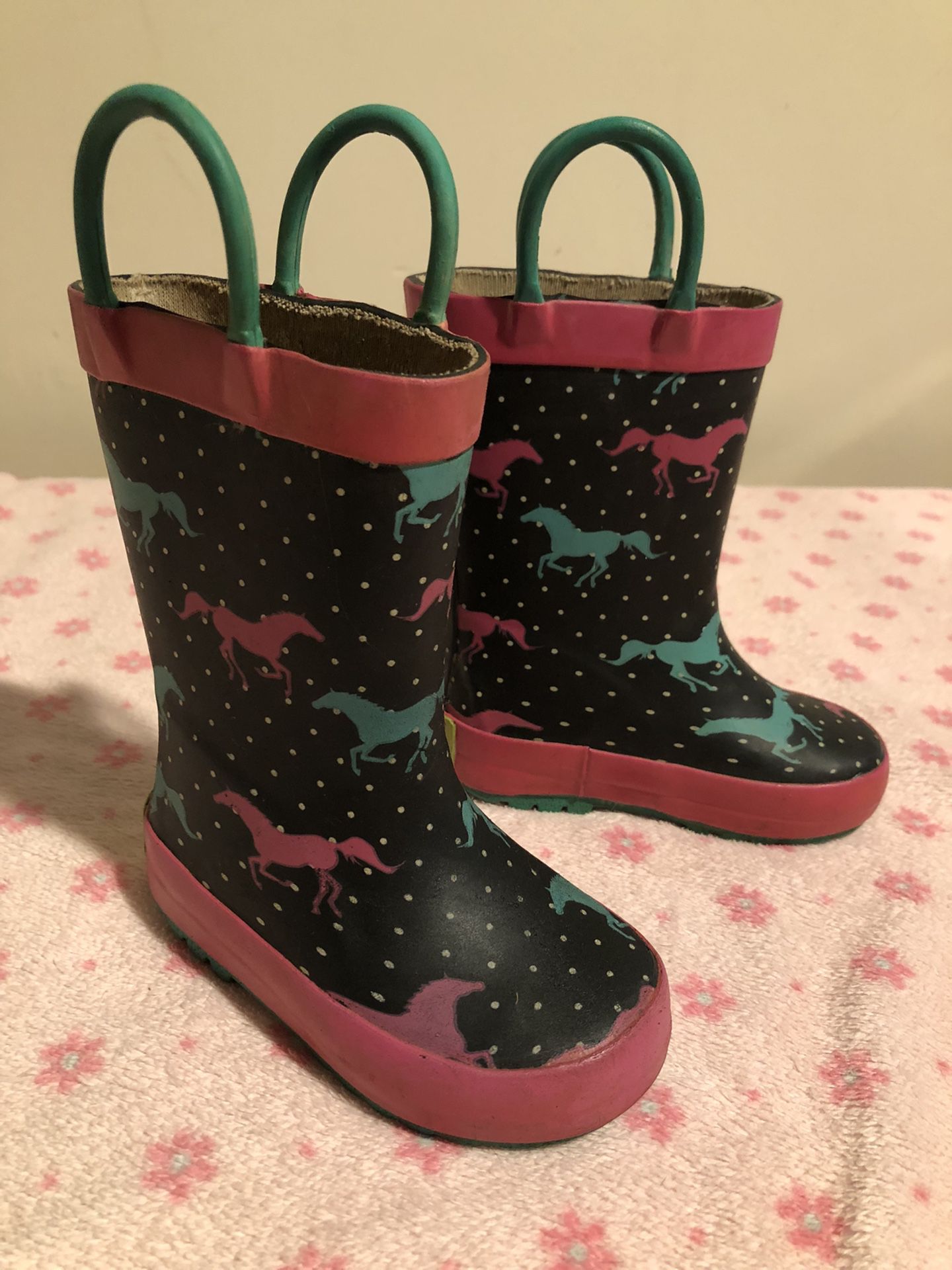 Girls Toddler Rain Boots, Size 5