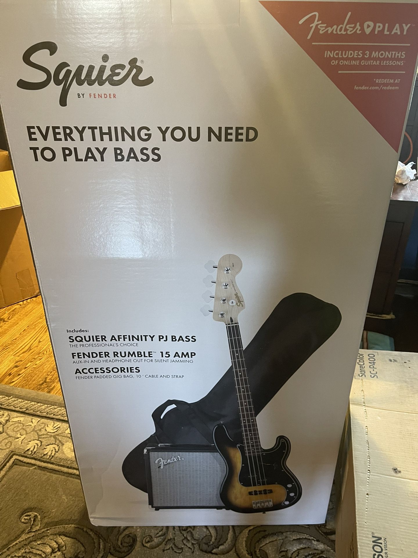 Squire By Fender Guitar With Amp (brand New)