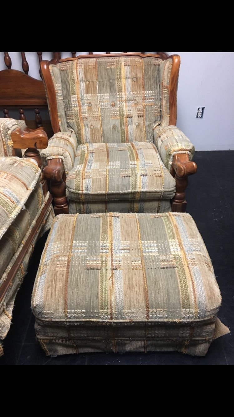 Vintage Couch Only- All Other Pieces Gone