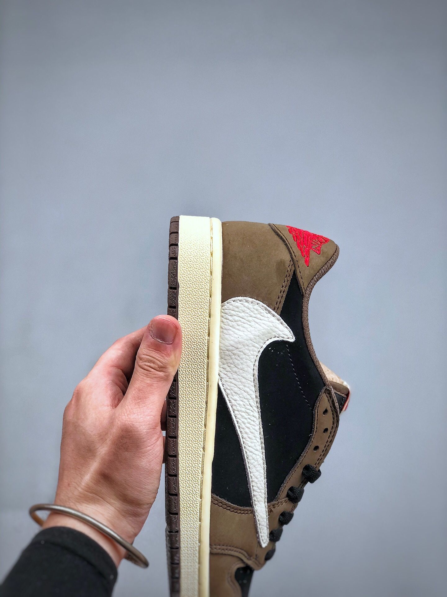 Travis Scott x Air Jordan 1 Low