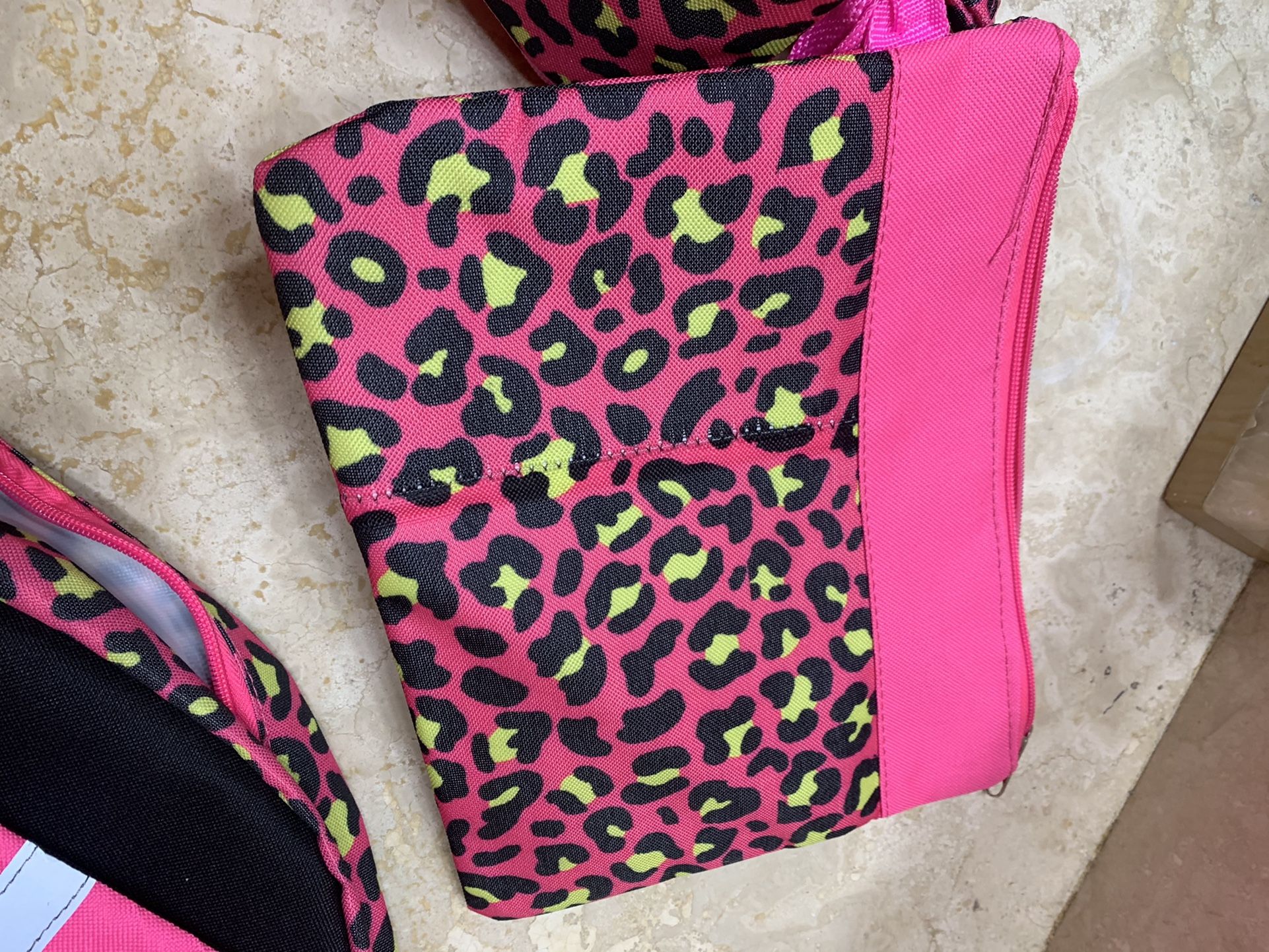 Girls Backpack 🎒 With Matching Lunch Bag And Pencil Holder