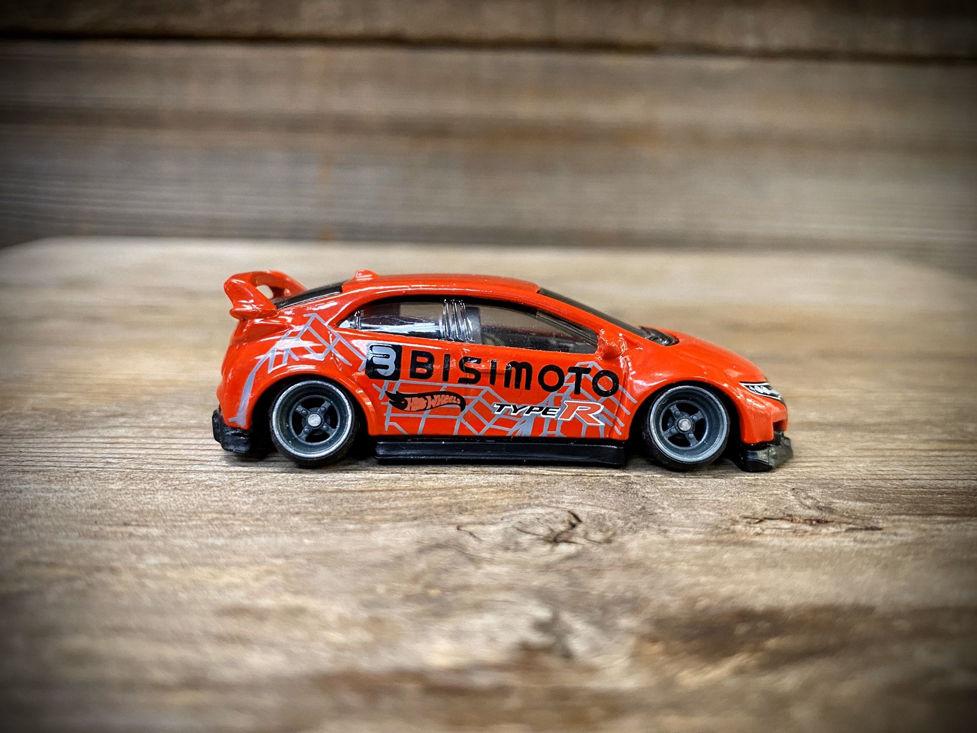 CUSTOM 1:64 Honda Civic - Hot Wheels (Lowered + camber with upgraded premium 4-spoke wheels)
